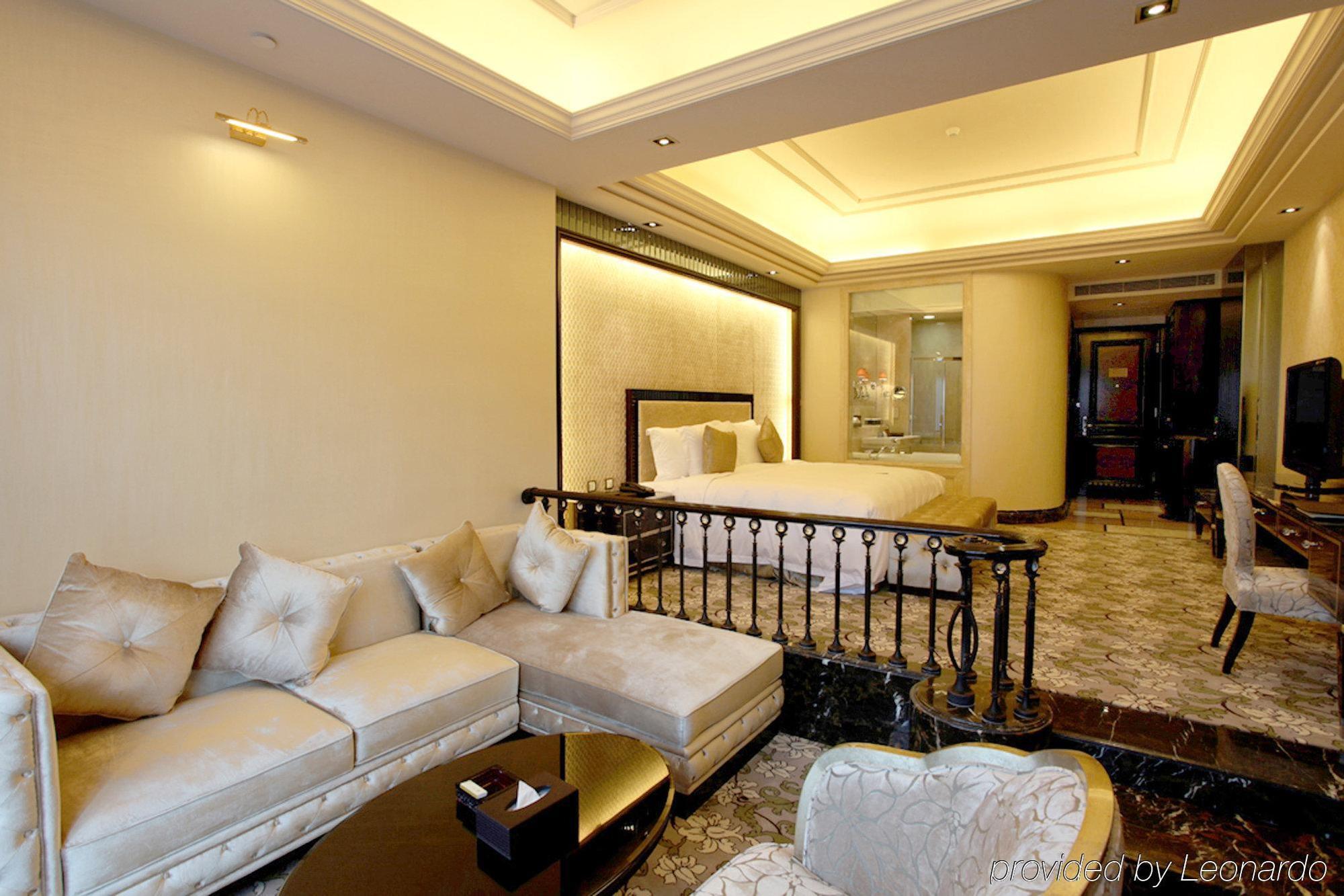 Chateau Star River Pudong Şanghay Oda fotoğraf